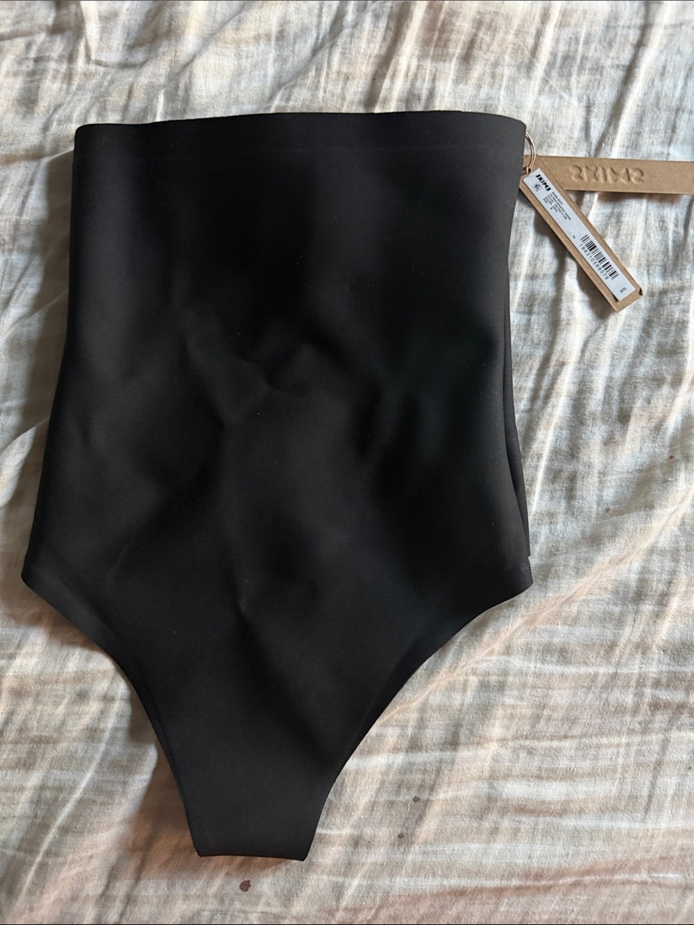 NWT SKIMS Seamless Sculpt Thong Bodysuit Onyx Black Size M